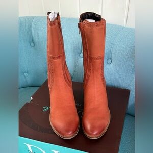 Diba Women's Ankle Boots in Warm Tan